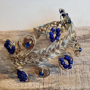 Vintage 90s Y2K Beaded Wire Wrap Detail Cuff Bracelet